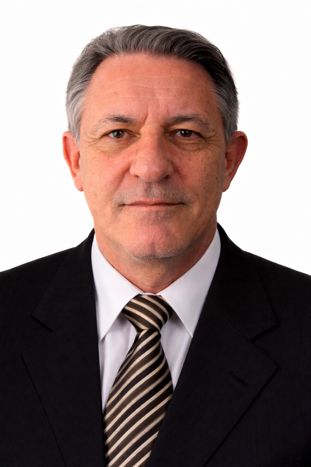 Engenheiro Eletricista Tadeu Tupinambá — CREA-MG 74.774-D — Projetos Elétricos em BIM e Laudos Técnicos em Araxá/MG